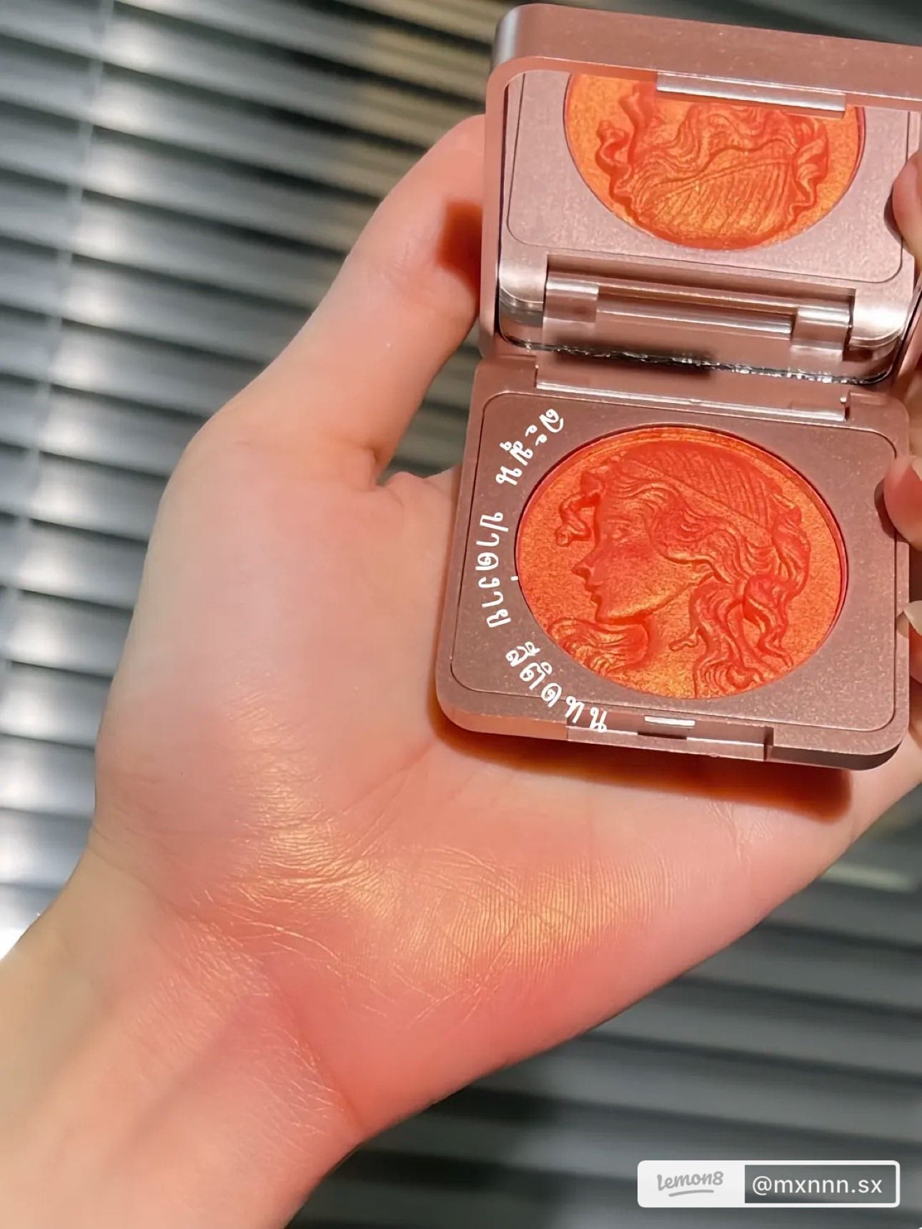 CDE HIGHLIGHT Blush-On